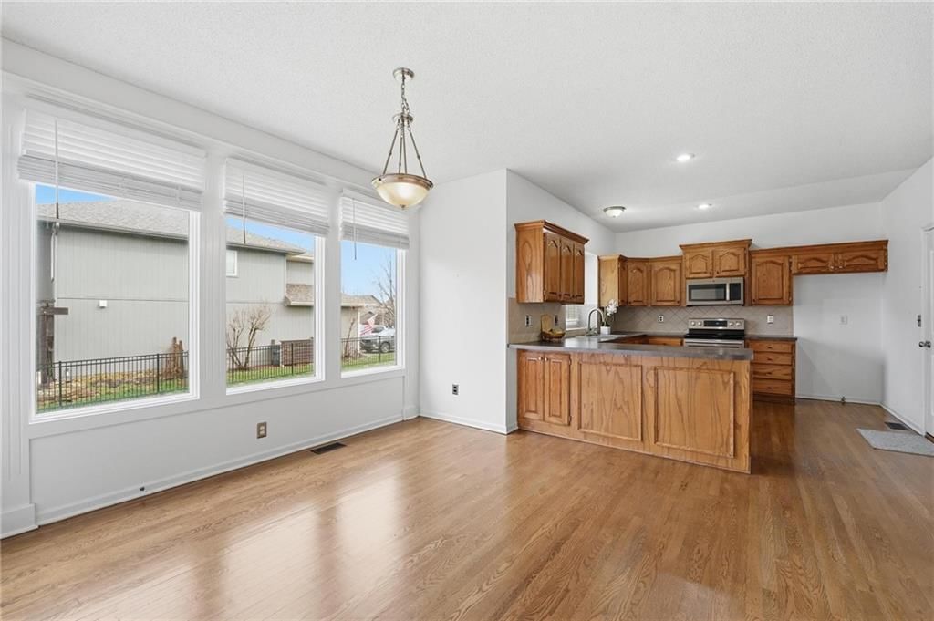 17314 W 161 Street — photo 11