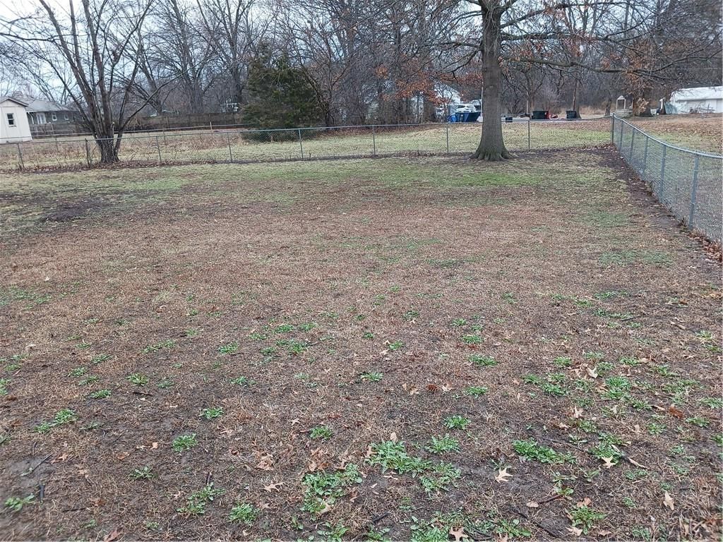 809 Britany Drive — photo 3