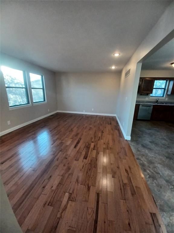 809 Britany Drive — photo 4