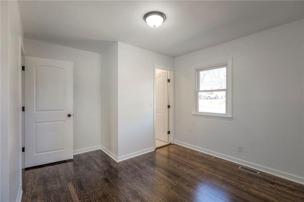 1121 Cordell Street — photo 27