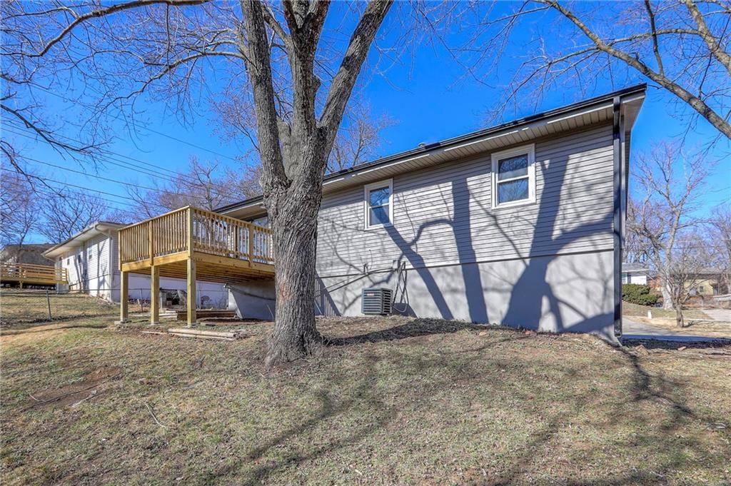 1121 Cordell Street — photo 36