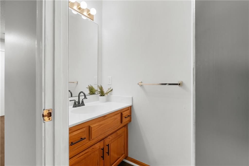 2504 Dale Hunter Trail — photo 34