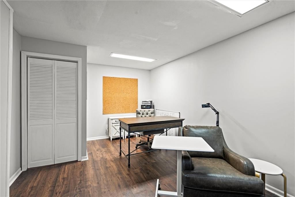2504 Dale Hunter Trail — photo 36