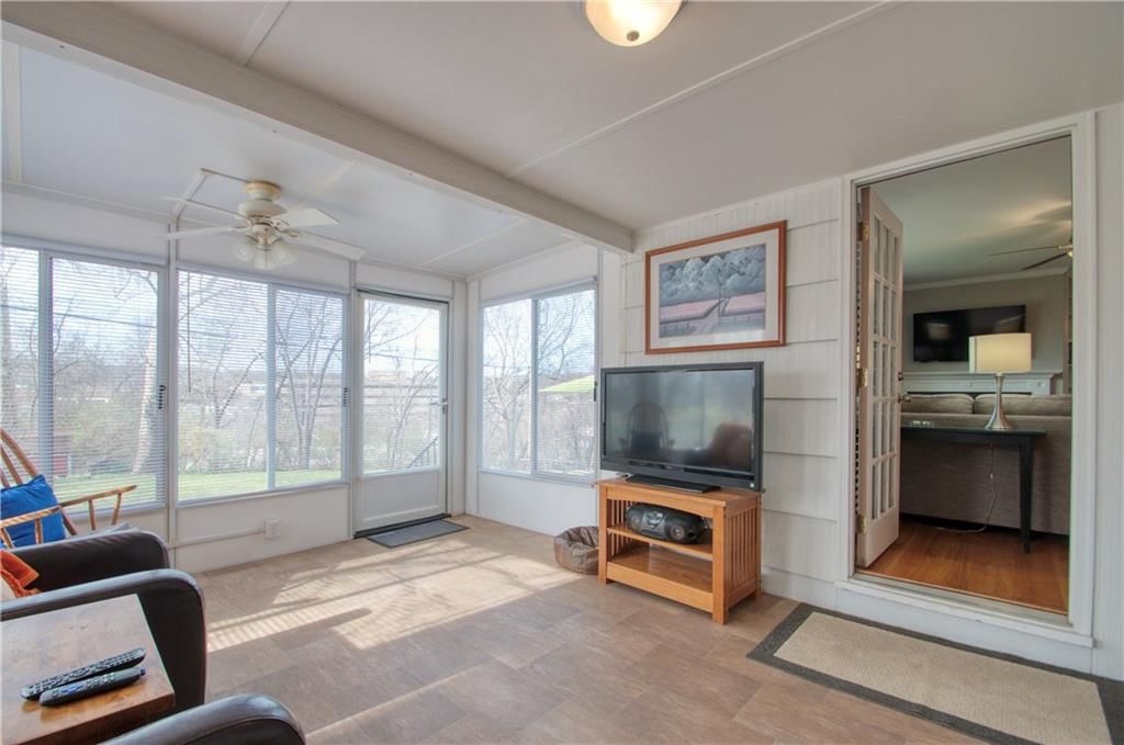 9042 Holly Street — photo 17