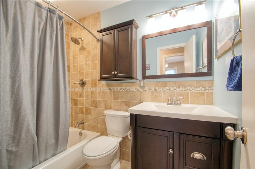 9042 Holly Street — photo 25