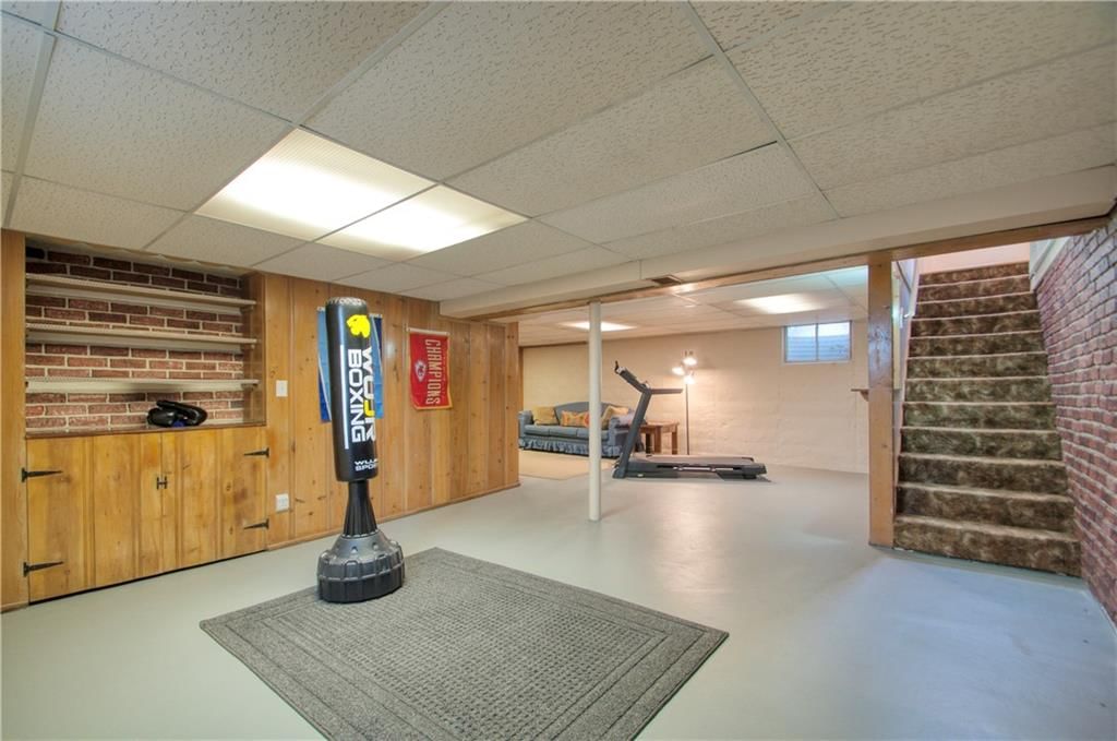9042 Holly Street — photo 28