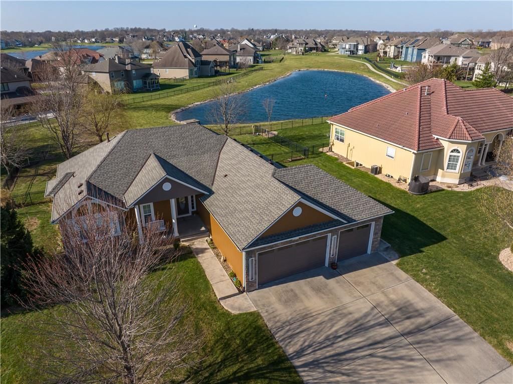 4612 SW Gull Point Drive — photo 4