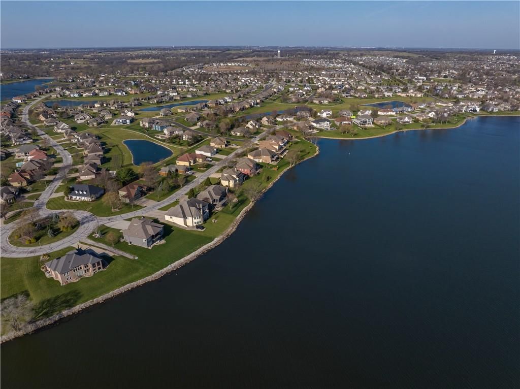 4612 SW Gull Point Drive — photo 8
