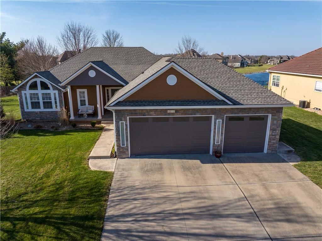 4612 SW Gull Point Drive — photo 9