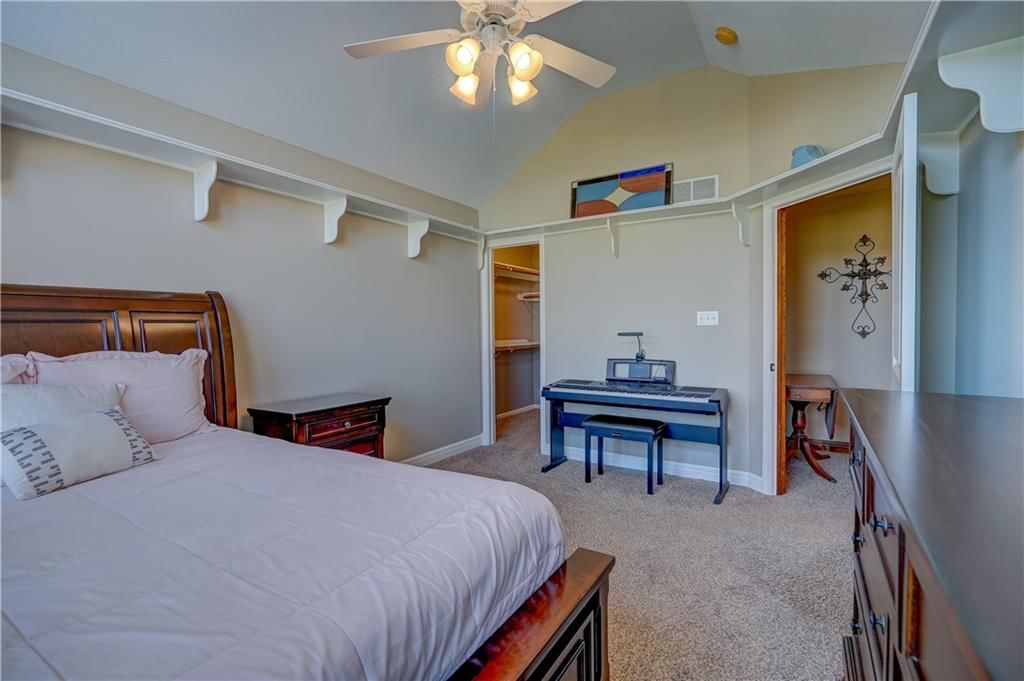 4612 SW Gull Point Drive — photo 38