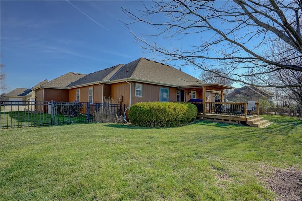 4612 SW Gull Point Drive — photo 52