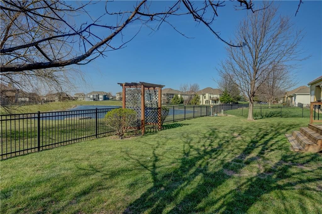4612 SW Gull Point Drive — photo 58