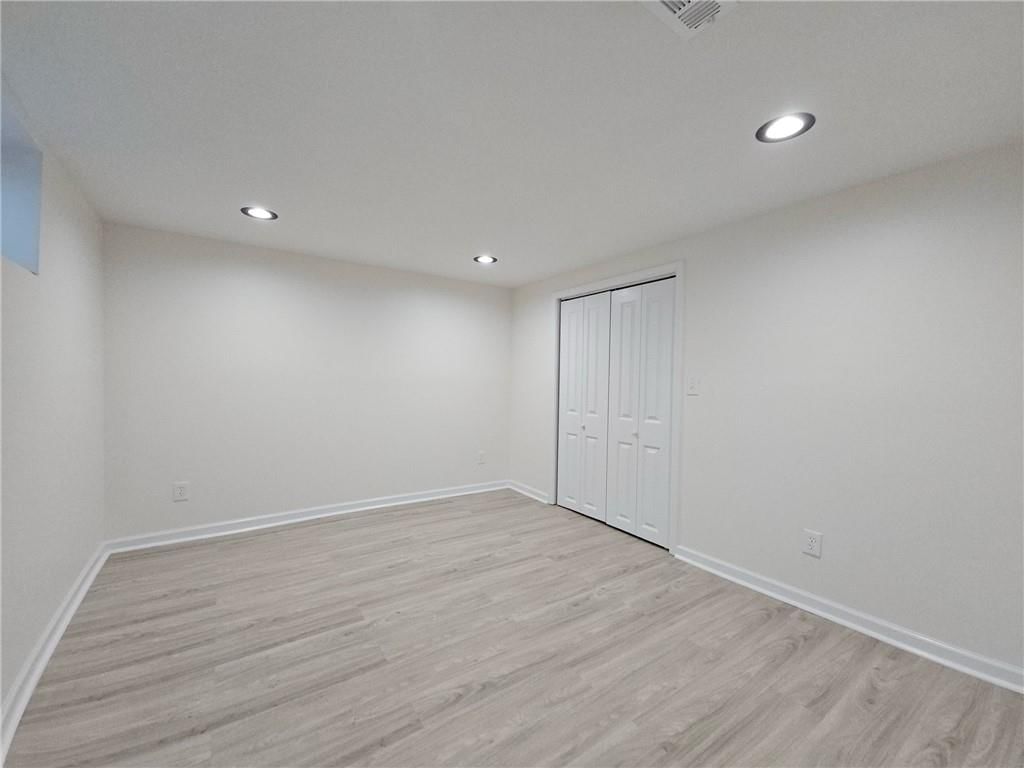 11120 Myrtle Avenue — photo 21