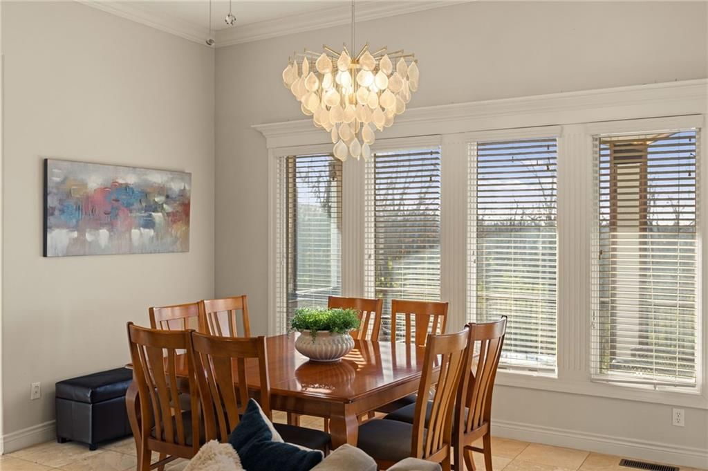 2421 NE Lake Breeze Drive — photo 28