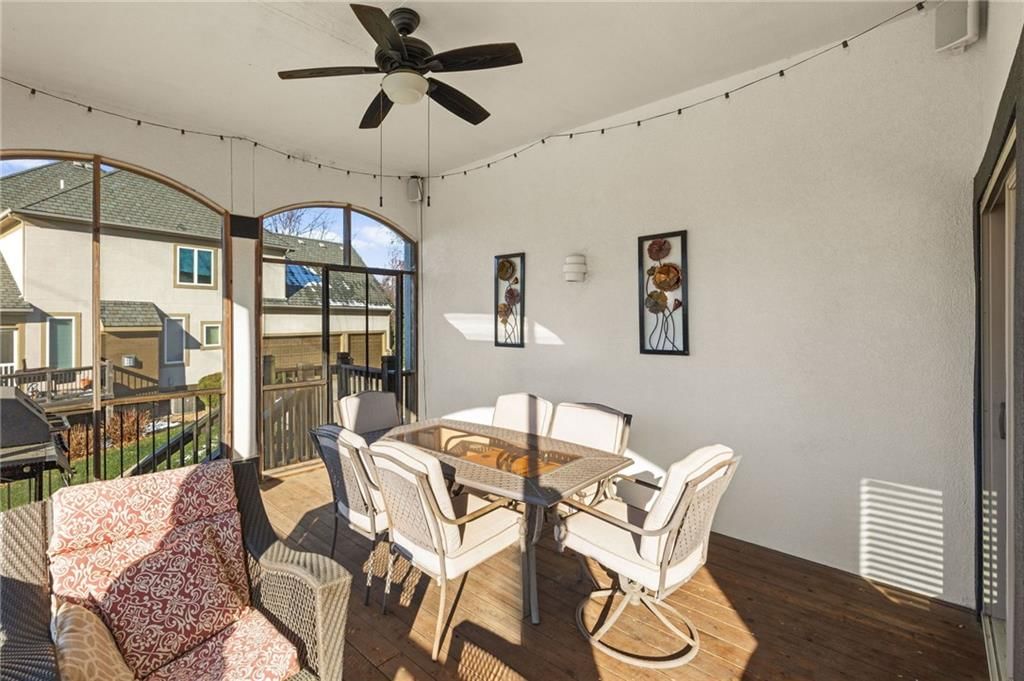 2421 NE Lake Breeze Drive — photo 30