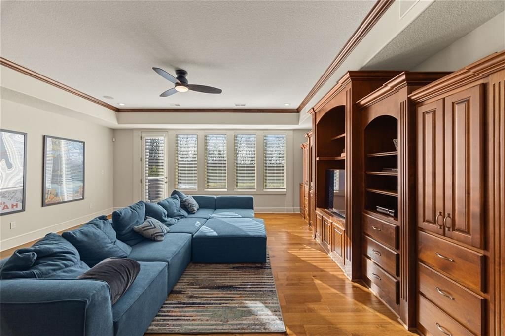 2421 NE Lake Breeze Drive — photo 50