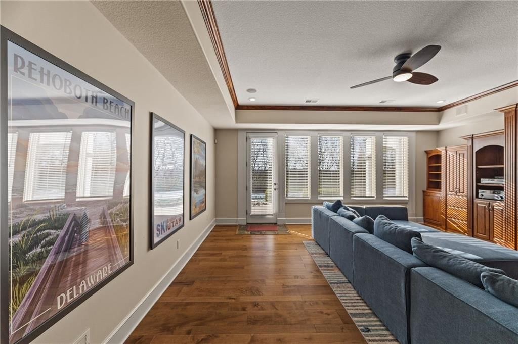 2421 NE Lake Breeze Drive — photo 51