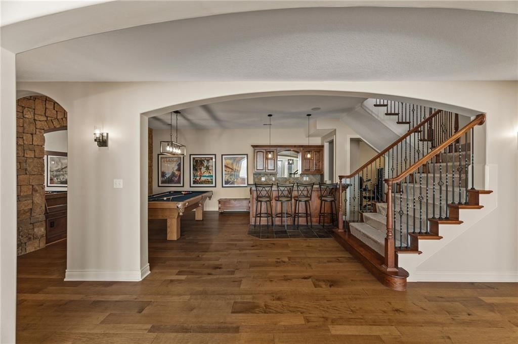 2421 NE Lake Breeze Drive — photo 54