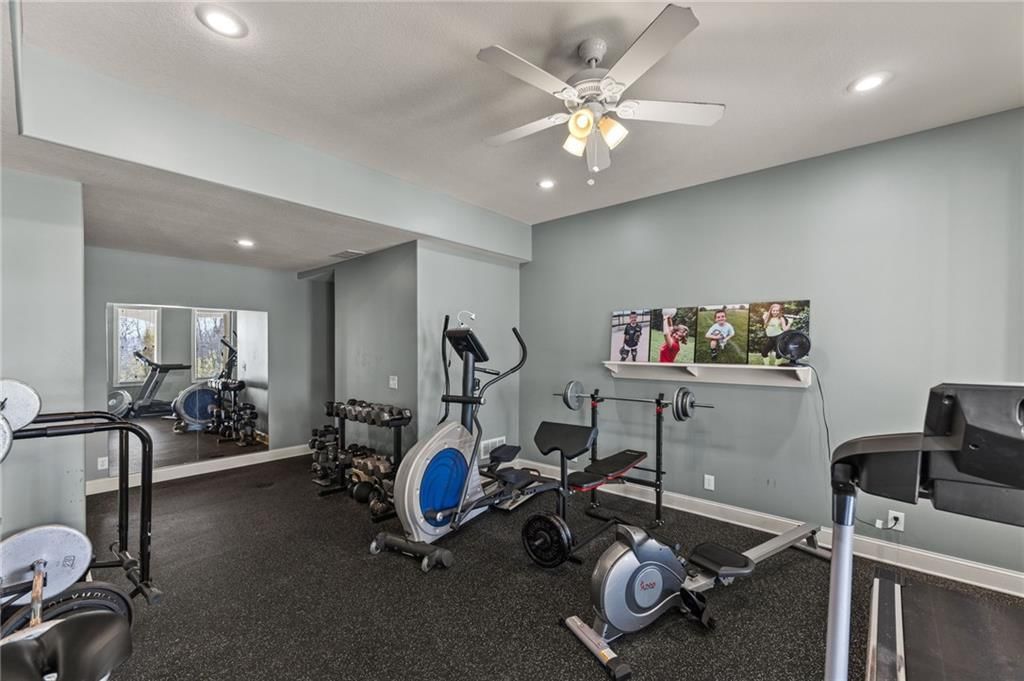 2421 NE Lake Breeze Drive — photo 58