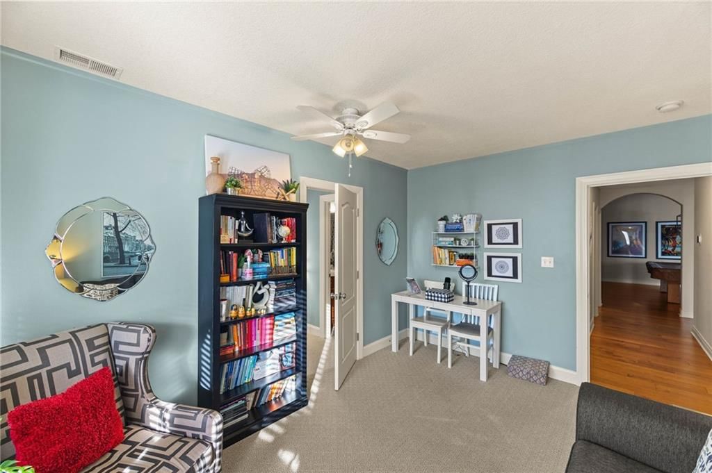 2421 NE Lake Breeze Drive — photo 61