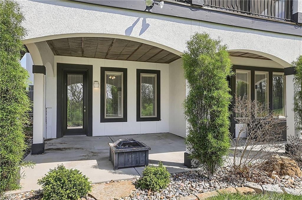 2421 NE Lake Breeze Drive — photo 71