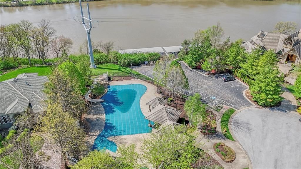 2421 NE Lake Breeze Drive — photo 89