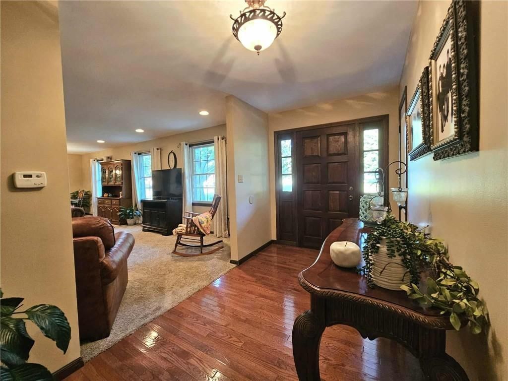 801 S Jefferson Street — photo 3