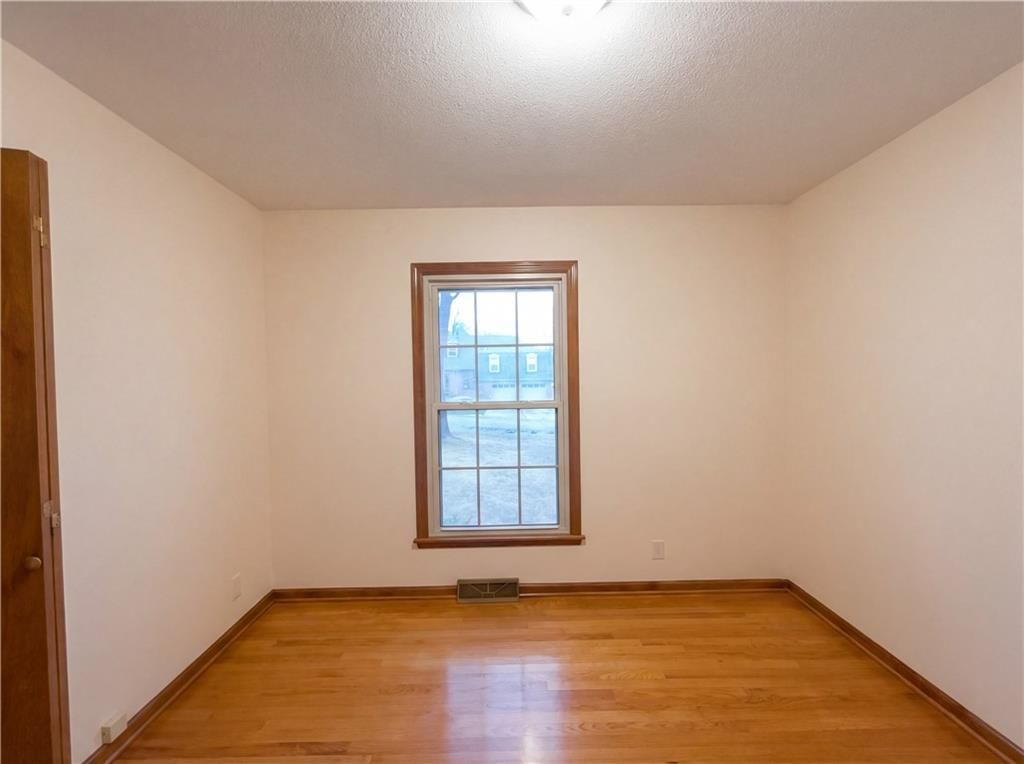 3904 S Stayton Avenue — photo 7