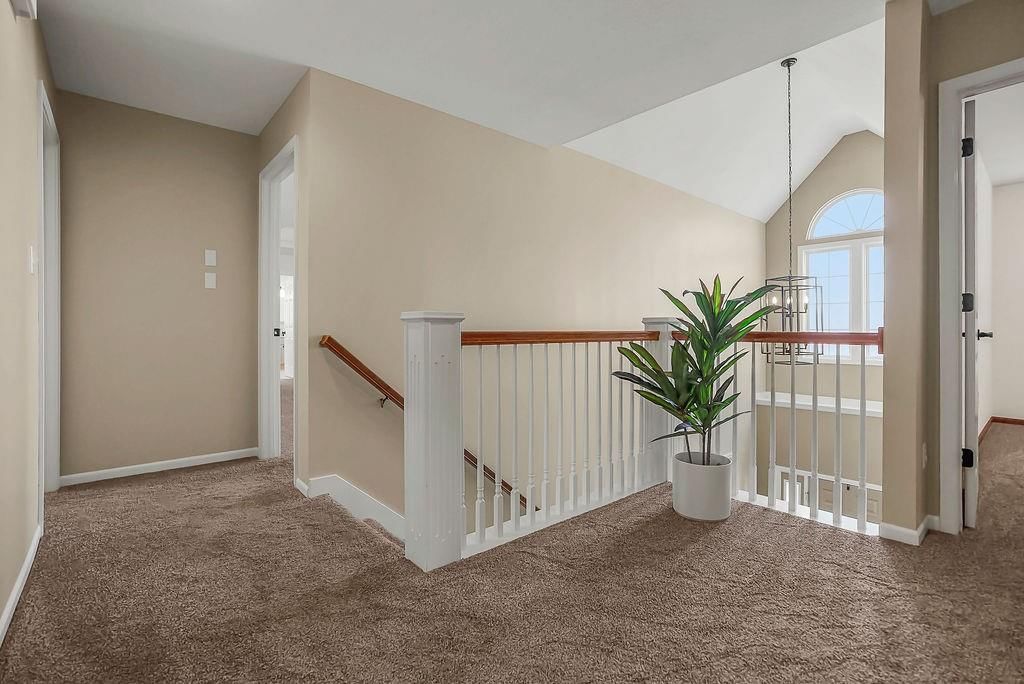 2614 N Hoover Road — photo 37