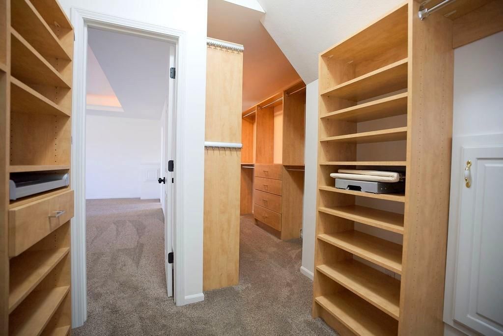 2614 N Hoover Road — photo 43