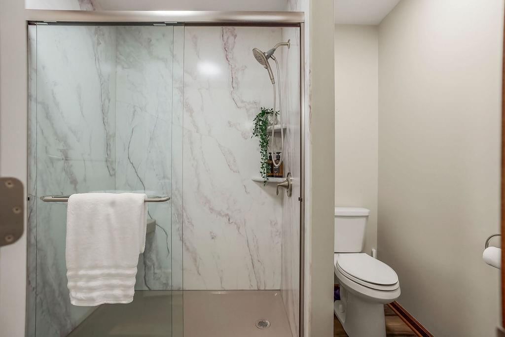 2614 N Hoover Road — photo 47