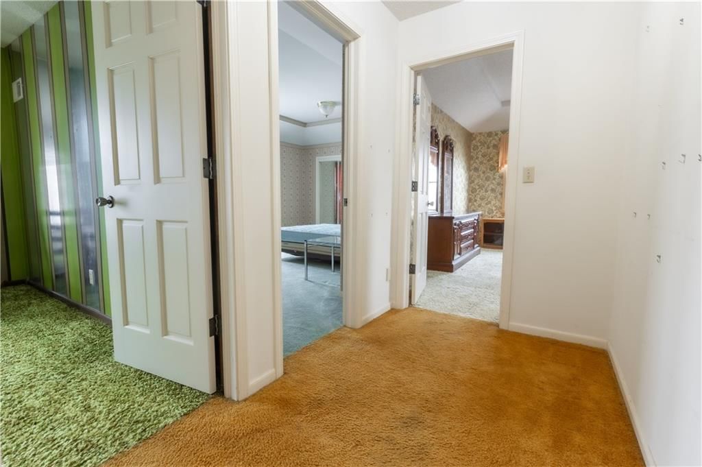 1343 Camelot Drive — photo 20