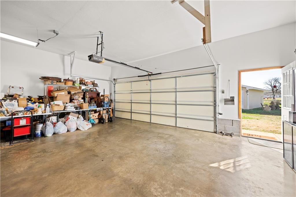 1713 W Main Street — photo 23