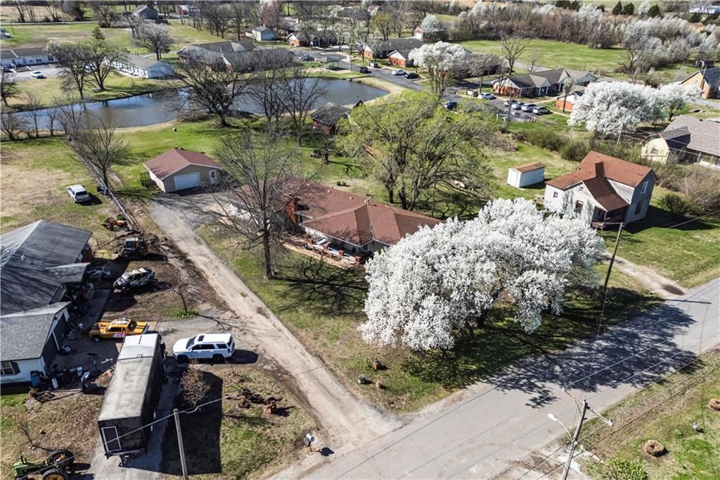 1713 W Main Street — photo 35