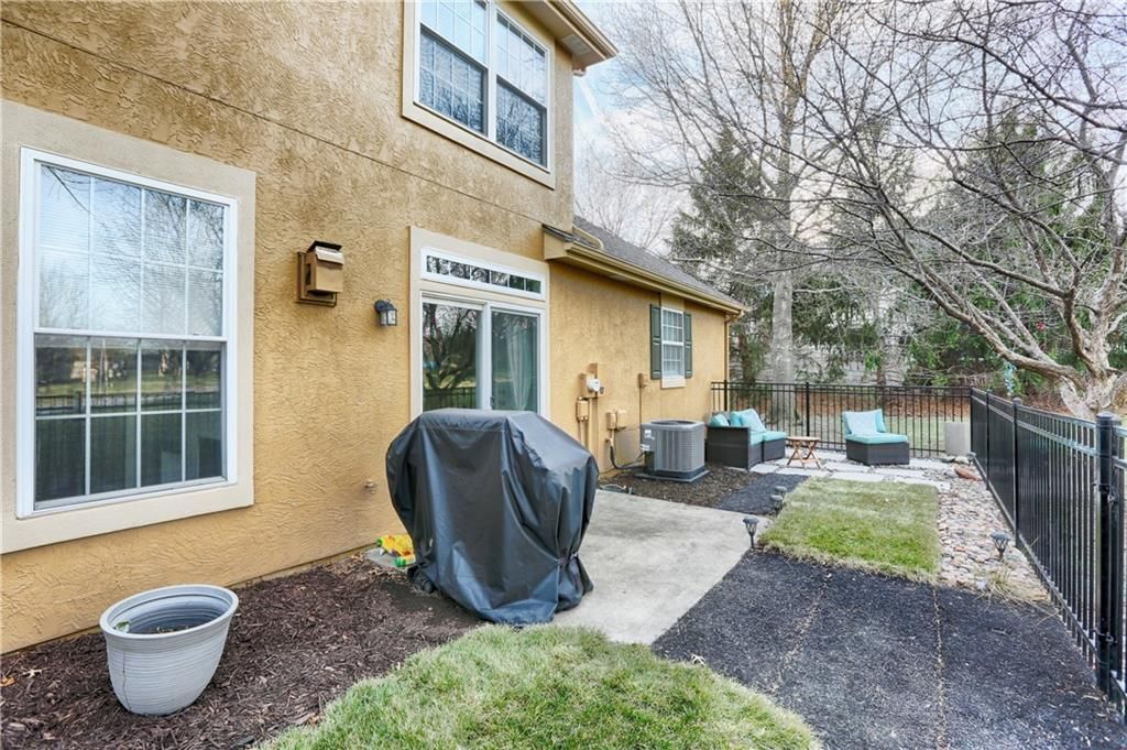 21058 W 118th Terrace — photo 16
