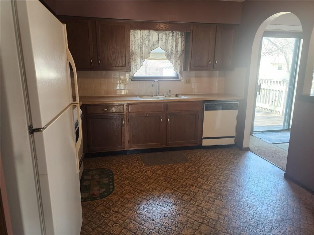 13016 S Trenton Street — photo 6