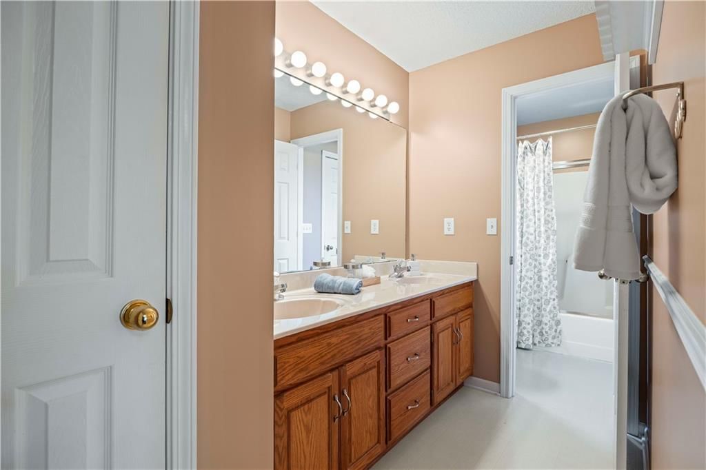 15145 Lakeport Lane — photo 26