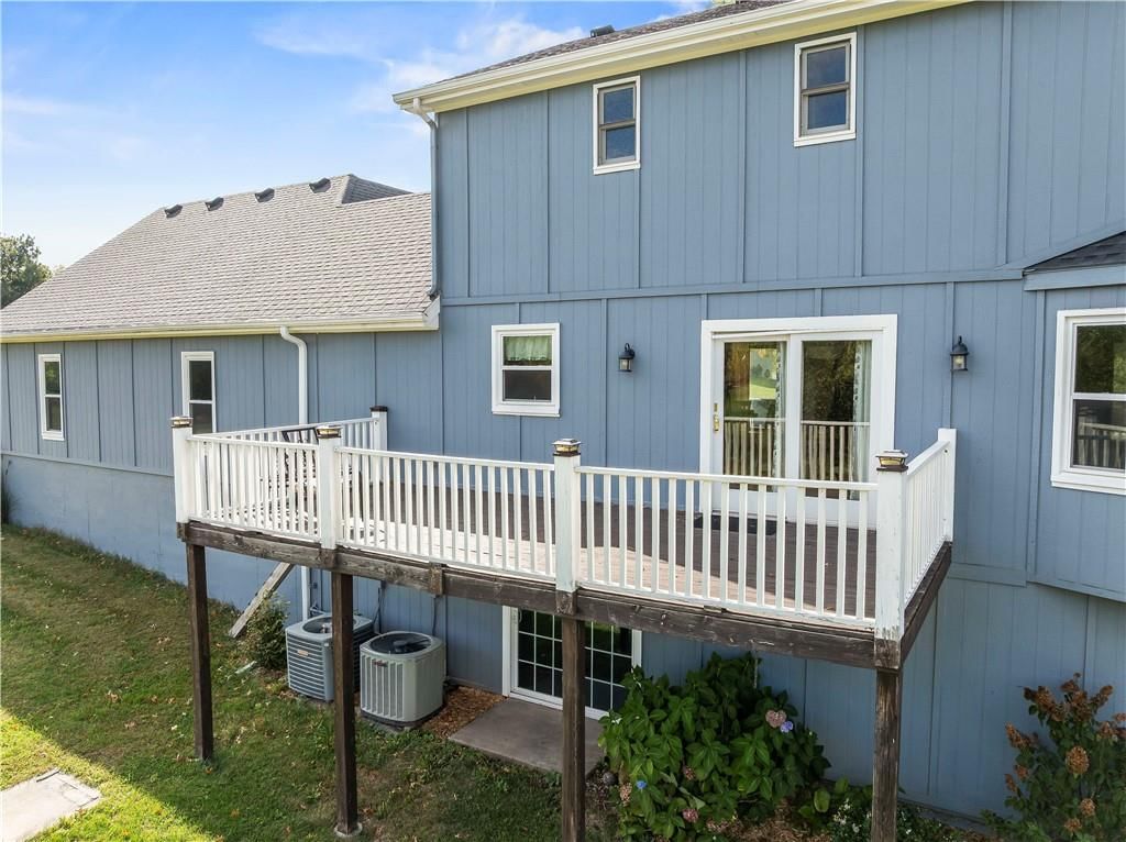 15145 Lakeport Lane — photo 39