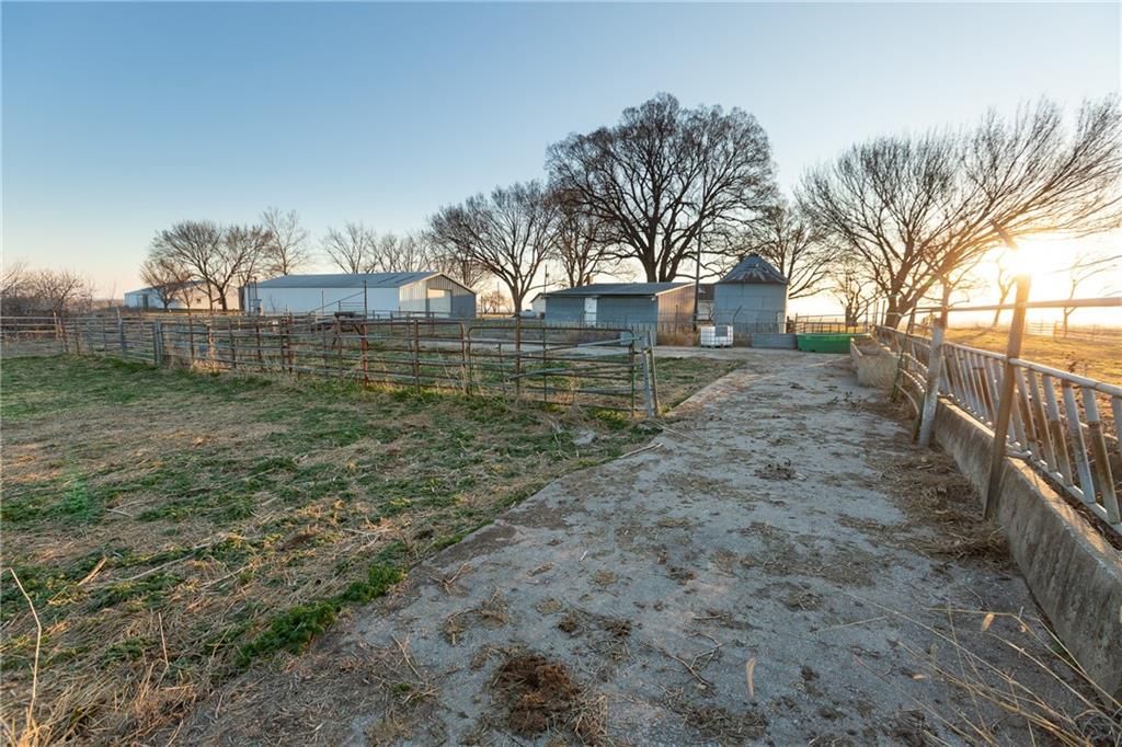 52 401st (north 65) Road — photo 50