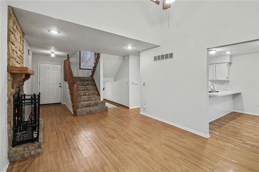 14112 W 87TH Terrace — photo 6