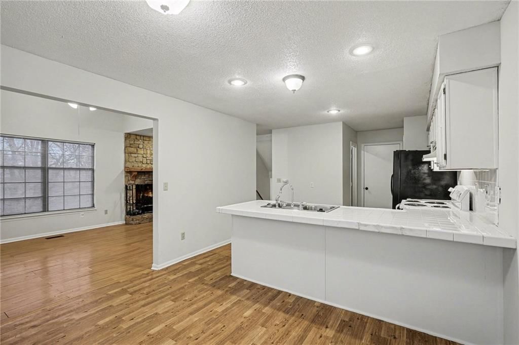 14112 W 87TH Terrace — photo 8