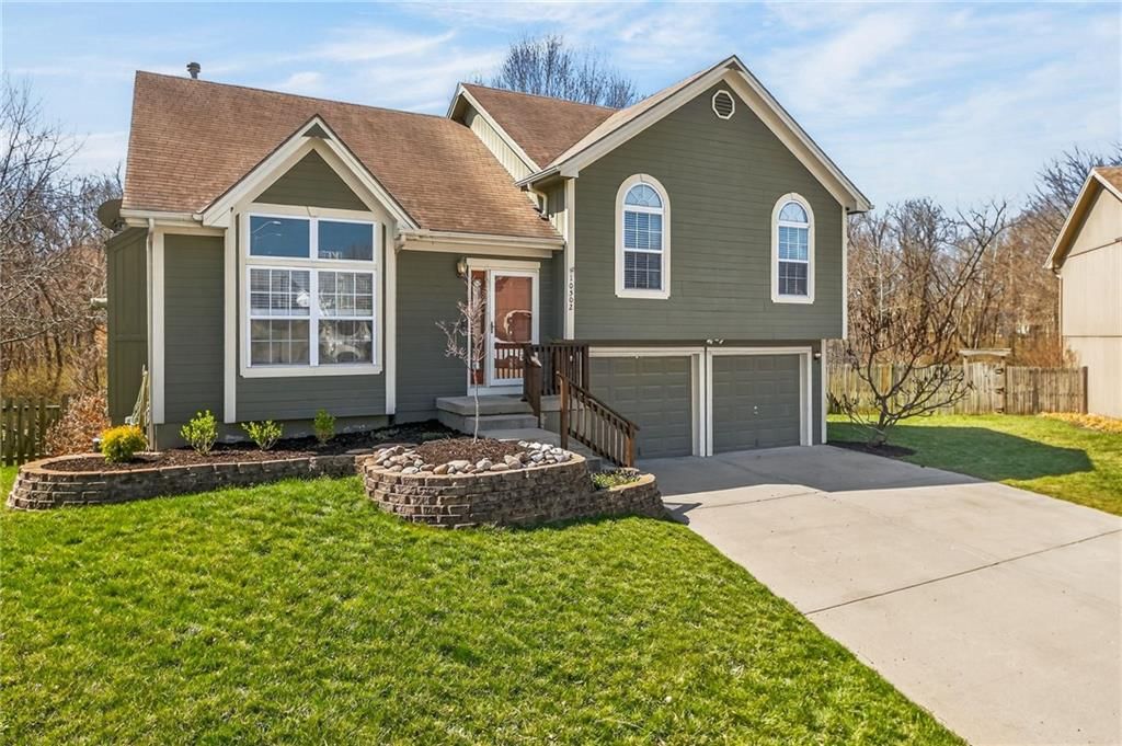 10502 N Wallace Avenue — photo 2
