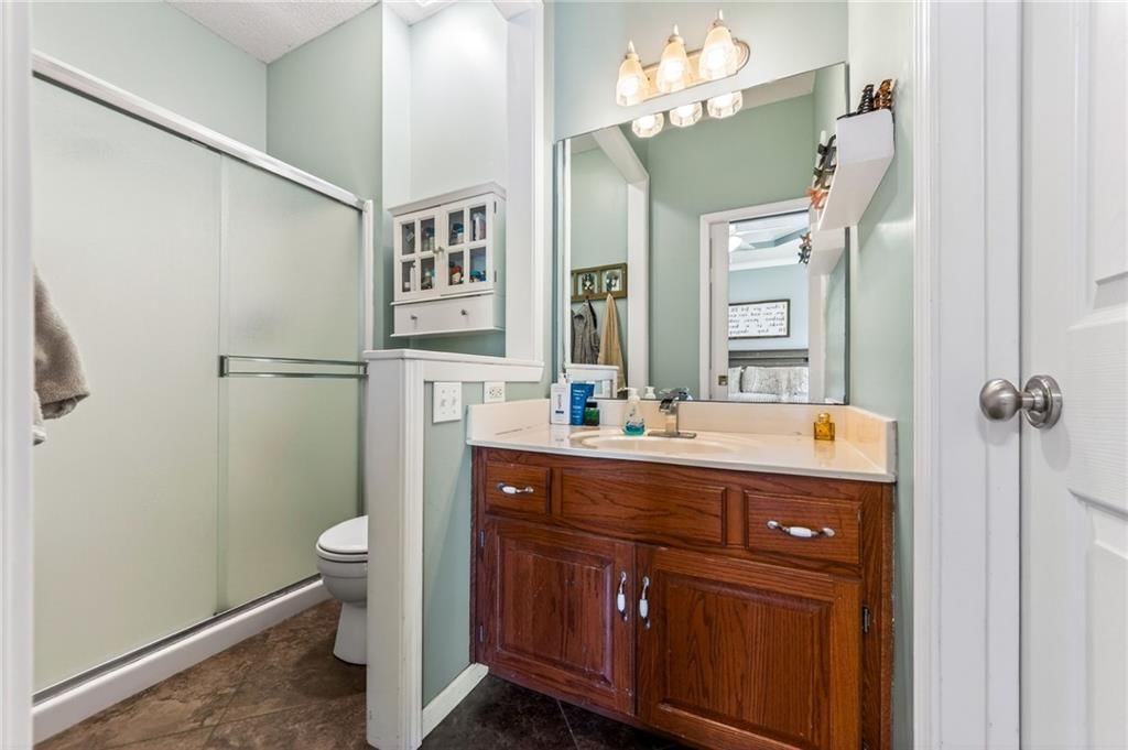 10502 N Wallace Avenue — photo 16