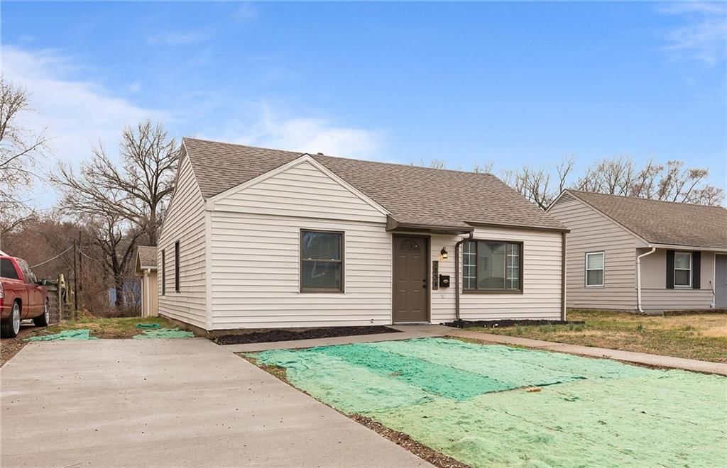 2834 S 48th Street — photo 4