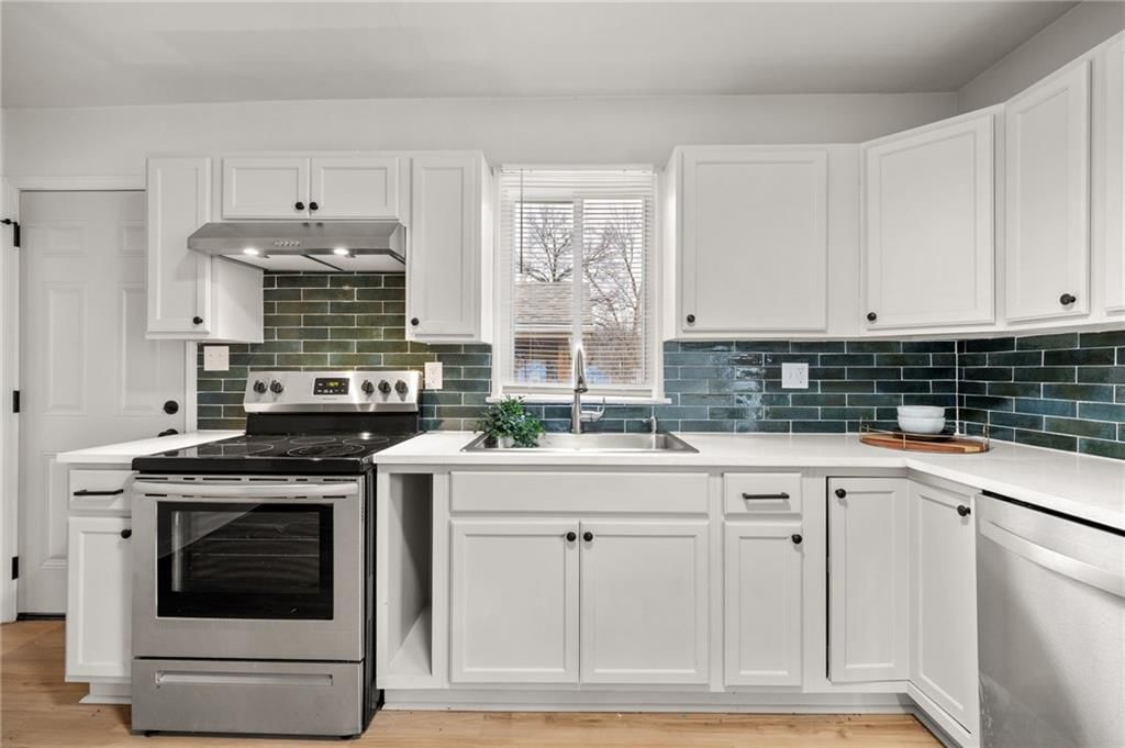 2834 S 48th Street — photo 12