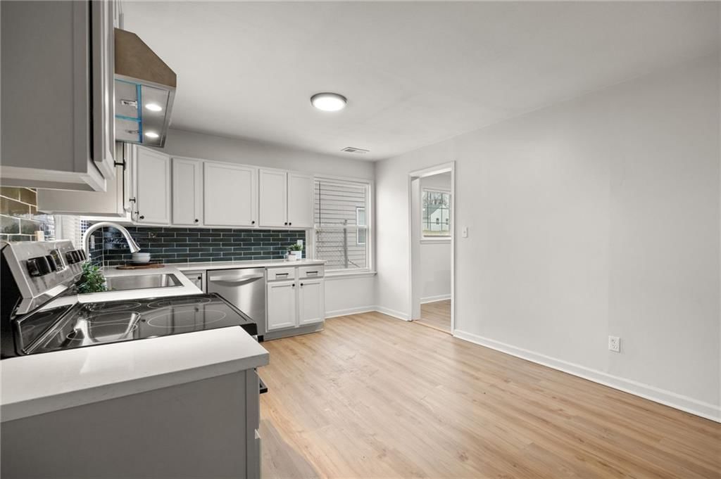 2834 S 48th Street — photo 13