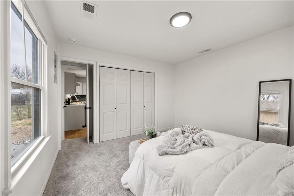 2834 S 48th Street — photo 18