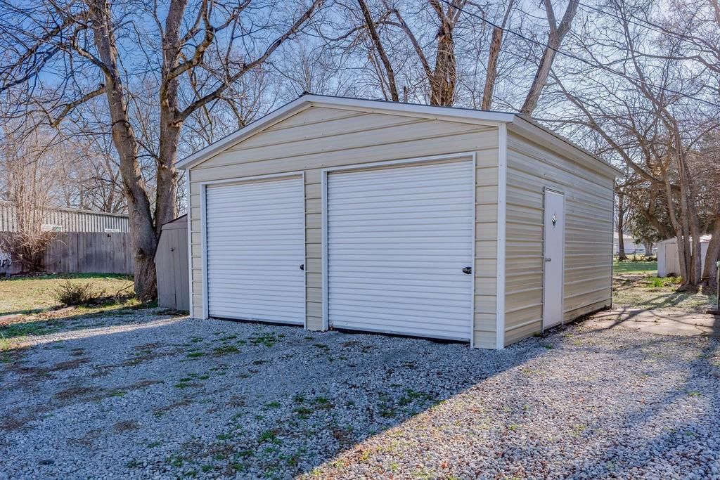 1309 Sanders Street — photo 4
