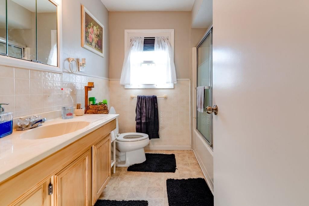 1309 Sanders Street — photo 20