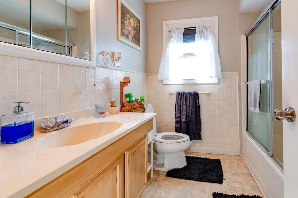 1309 Sanders Street — photo 21